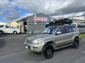 Toyota Prado Landcruiser 2004 Self Contained with Roof Tent