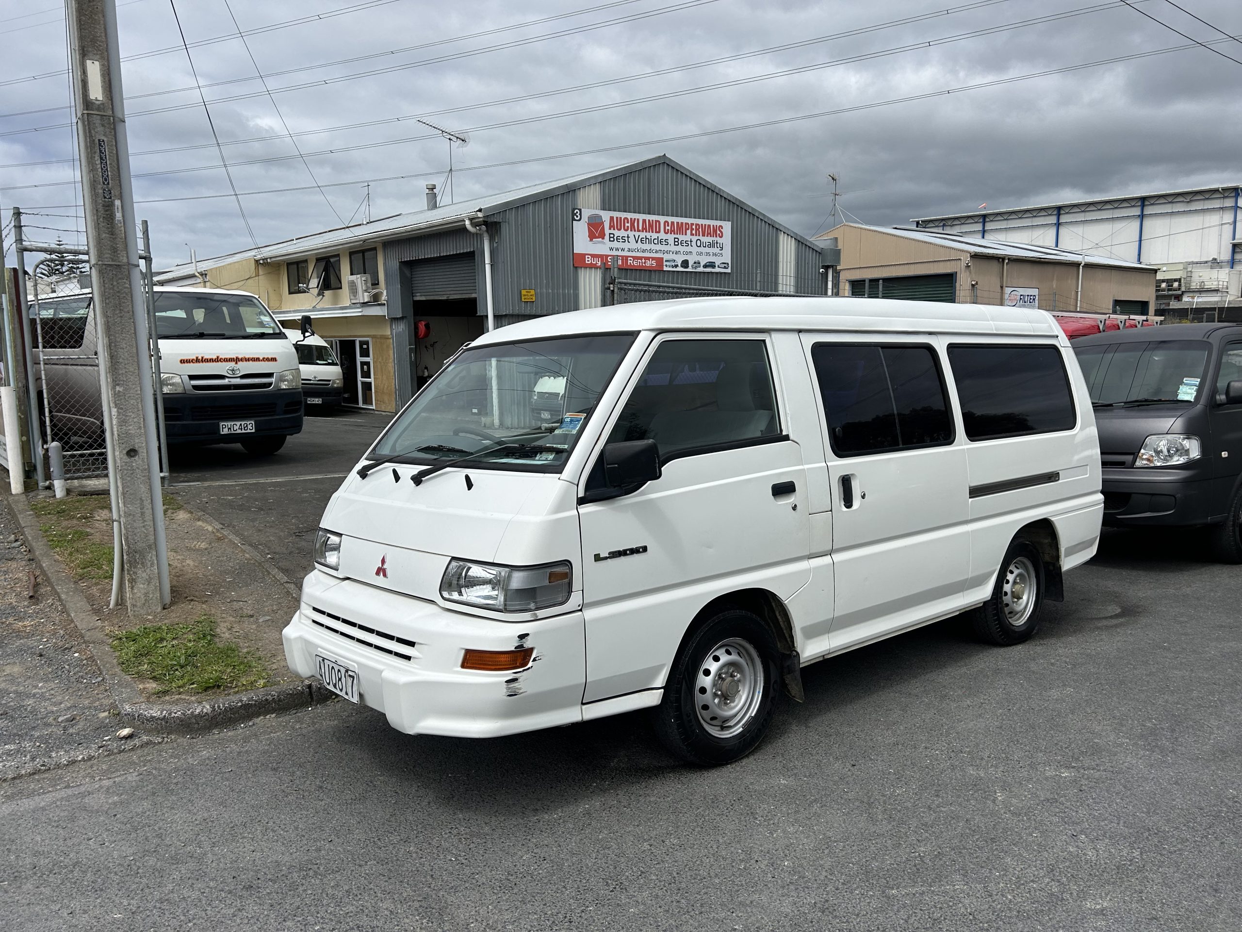 Mitsubishi L300 2002 Self Contained Campervan – NZ Campervan Limited