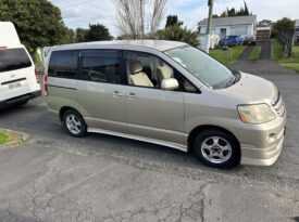 Toyota Noah 2005 Self Contained Campervan