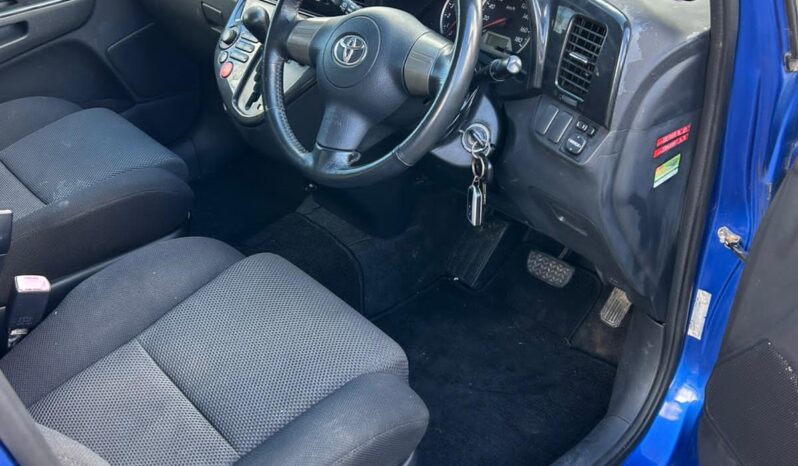 
								Toyota Wish 2004 Self Contained Campervan full									