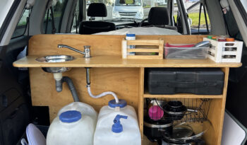 
									Mazda MPV 2005 Self Contained Campervan full								
