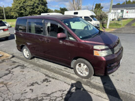 Toyota Voxy 2007 Self Contained Campervan
