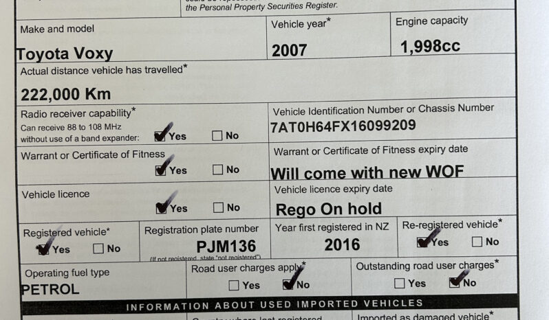 
								Toyota Voxy 2007 Self Contained Campervan full									