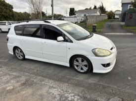 Toyota Ipsum 2004 Self Contained Campervan