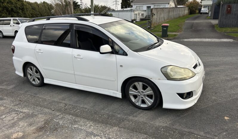 Toyota Ipsum 2004 Self Contained Campervan