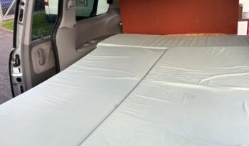 
									Mazda MPV 2002 Self Contained Campervan full								