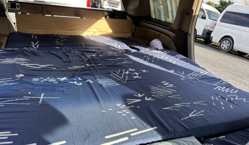 
								Honda Odyssey 2004 Self Contained Campervan full									