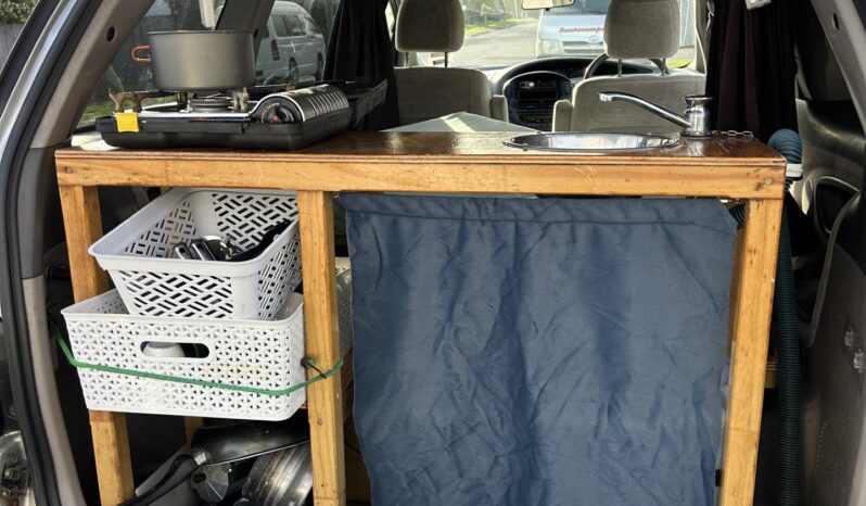 Toyota Estima 2002 Self Contained Campervan