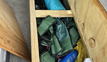 
									Toyota Estima 2002 Self Contained Campervan full								