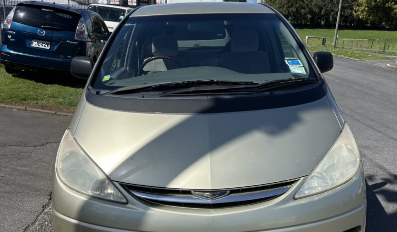 
								Toyota Estima 2000 Self Contained Campervan full									