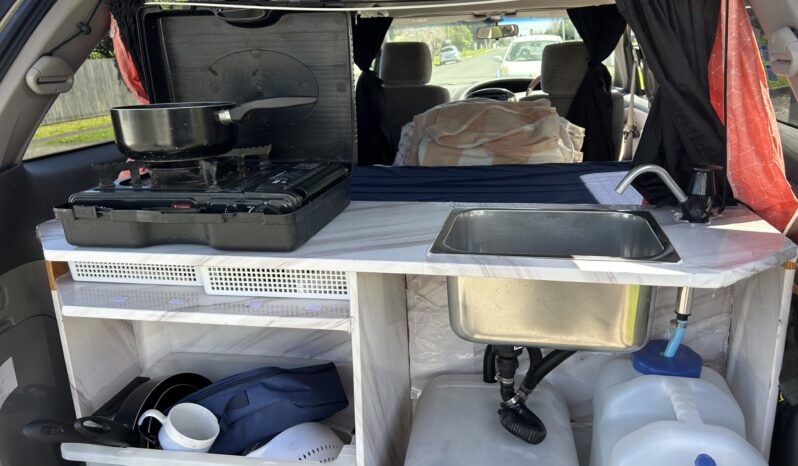 Toyota Estima 2000 Self Contained Campervan