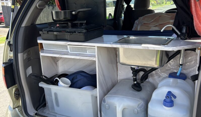Toyota Estima 2000 Self Contained Campervan