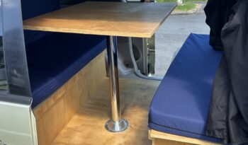 
									Toyota Estima 2000 Self Contained Campervan full								