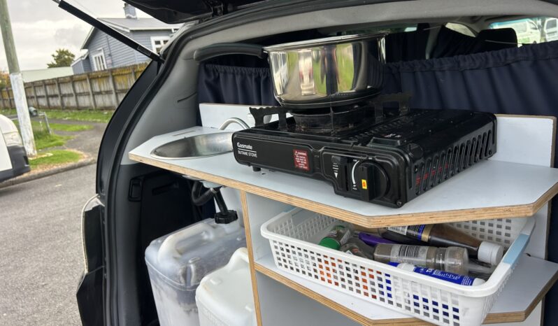 
								Mazda MPV 2007 Self Contained Campervan full									