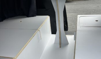 
									Mazda MPV 2007 Self Contained Campervan full								