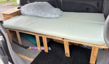 
									Toyota Estima 2000 Self Contained Campervan full								