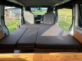 Toyota Hiace 2005 Self Contained Campervan
