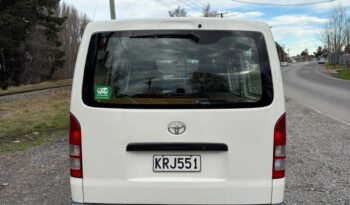 
									Toyota Hiace 2004 Self Contained Campervan full								